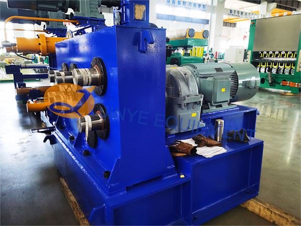 Heavy Plate Slitting Machine